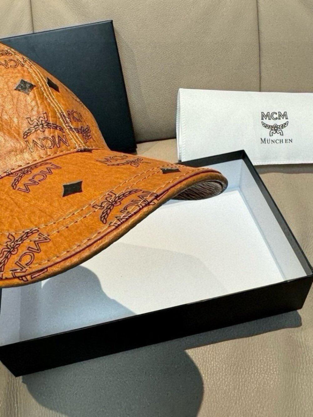 💎MCM hat💎 - Picture 6 of 8